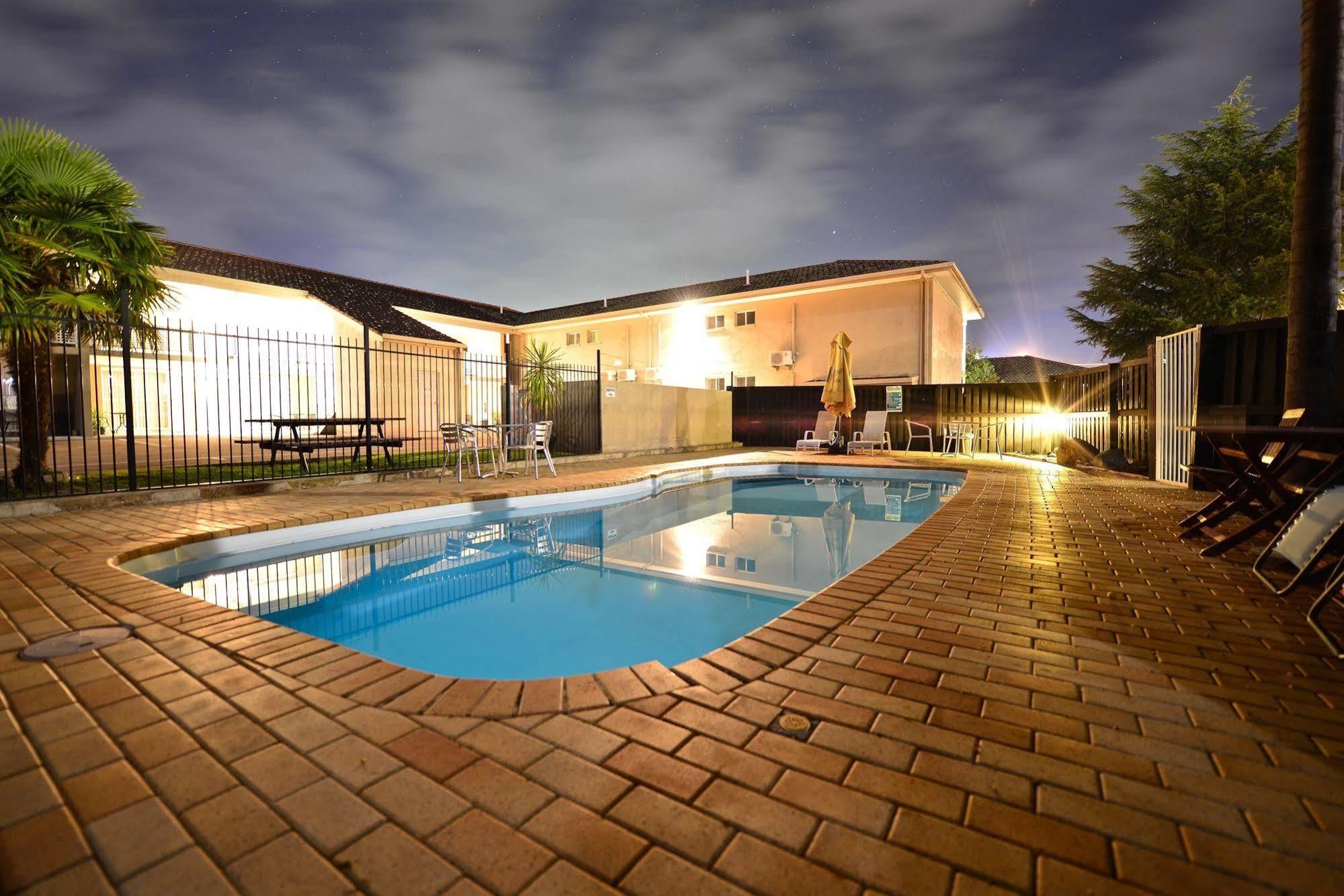 Winning Post Motor Inn Mudgee Exterior photo